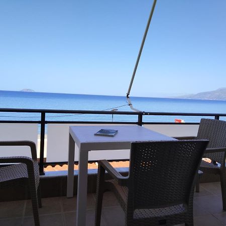 Villa Golden Ammos Sea View 卡拉马基 外观 照片